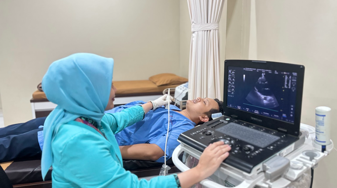 ECHOCARDIOGRAPHY